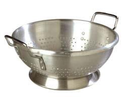 Carlisle 60278 12" Round Colander with 8 Qt Capacity, Aluminum